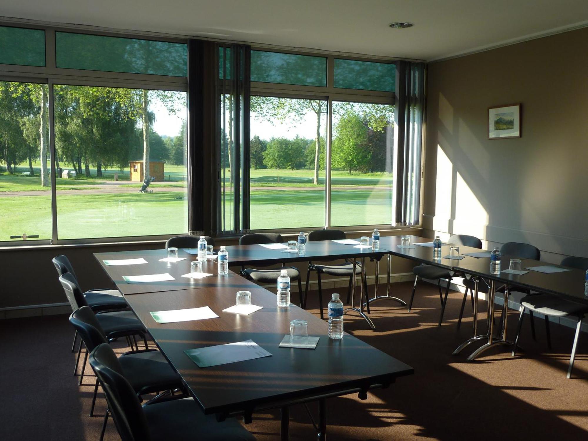 Hotel Du Golf Saint Lazare Лимож Экстерьер фото