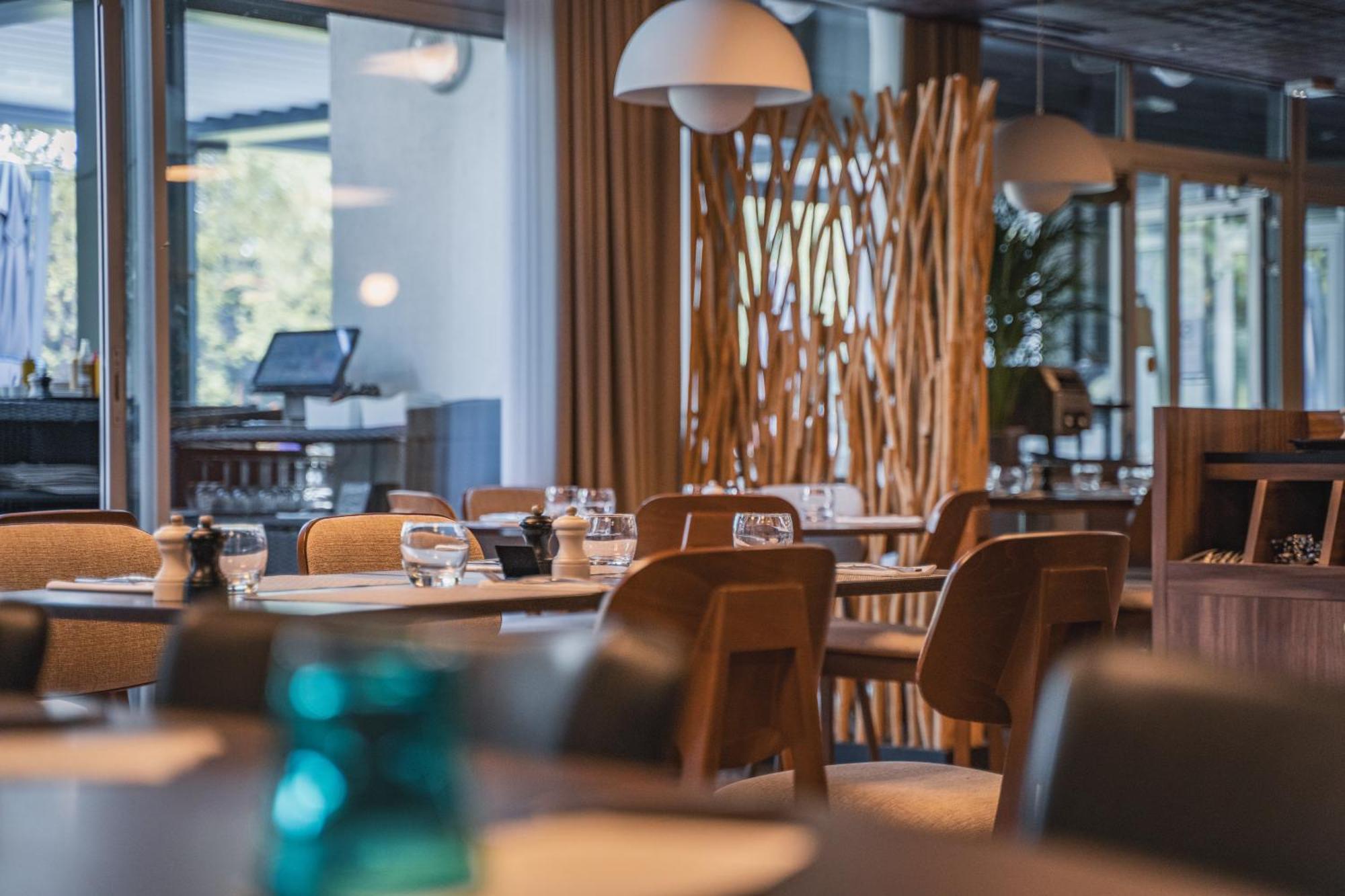 Hotel Du Golf Saint Lazare Лимож Экстерьер фото